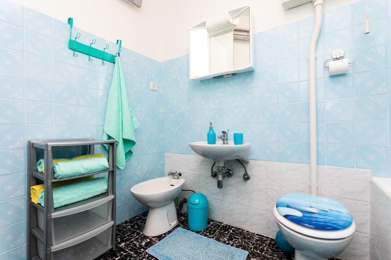 Studio Apartments Gilda Baška Buitenkant foto